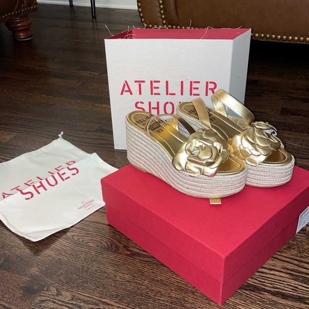 BNIB VALENTINO GARAVANI ATELIER 03 ROSE EDITION GOLD WEDGE ESPADRILLES 10 US